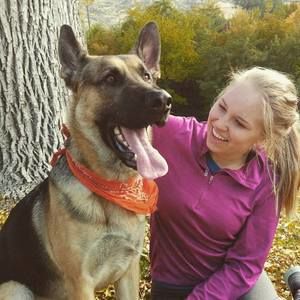 Meet your Posher, Anika